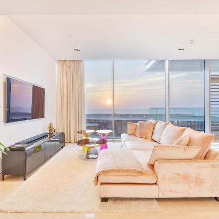 Posh 2 Bedroom Oceanfront Apt In The Heart Of Bluewaters Island Ντουμπάι Εξωτερικό φωτογραφία