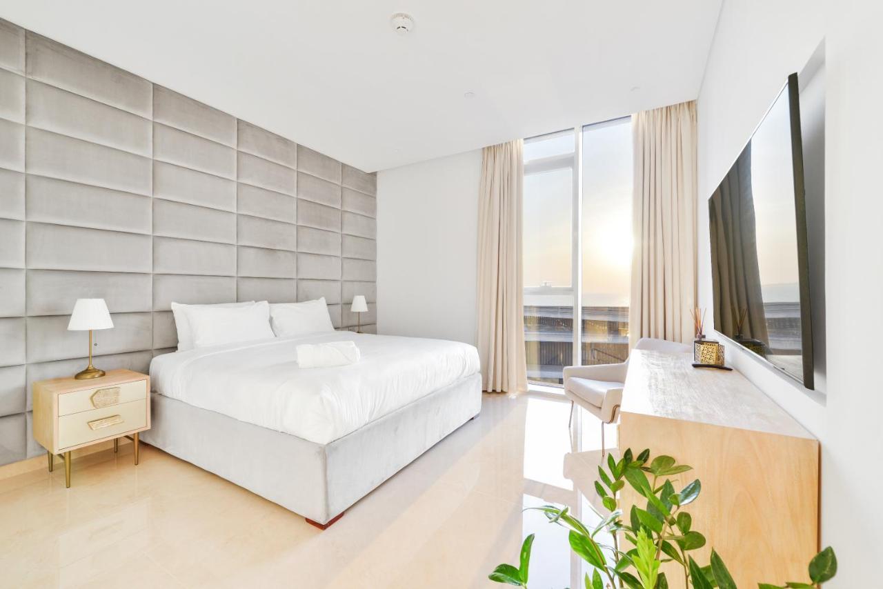 Posh 2 Bedroom Oceanfront Apt In The Heart Of Bluewaters Island Ντουμπάι Εξωτερικό φωτογραφία