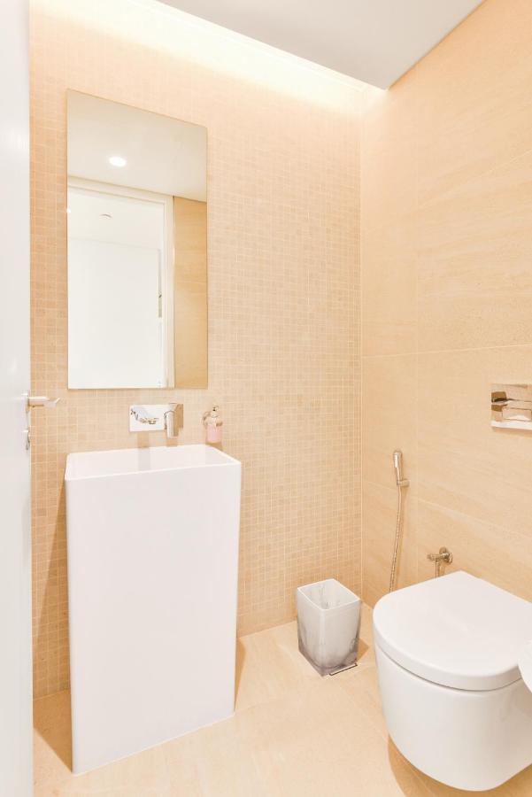Posh 2 Bedroom Oceanfront Apt In The Heart Of Bluewaters Island Ντουμπάι Εξωτερικό φωτογραφία